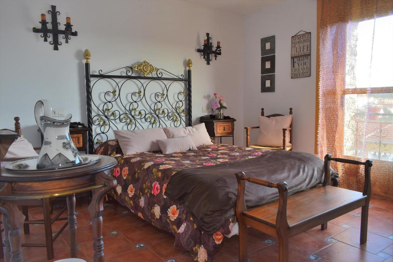 Posada El Arriero Torrejon el Rubio Ngoại thất bức ảnh
